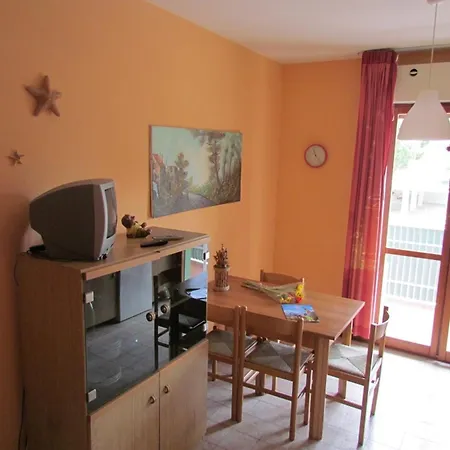 Enjoy A Lovely Flat With Pool - Beahost Bibione