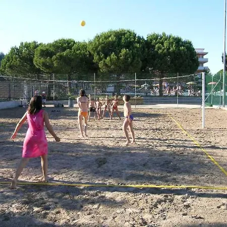 Enjoy A Lovely Flat With Pool - Beahost Apartment Bibione