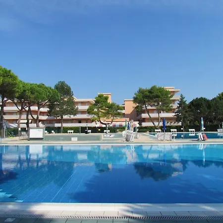 Apartment Enjoy A Lovely Flat With Pool - Beahost Bibione