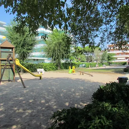 Enjoy A Lovely Flat With Pool - Beahost Bibione